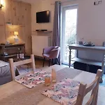 埃皮斯随想住宿加早餐旅馆 住宿加早餐酒店 弗朗科尔尚